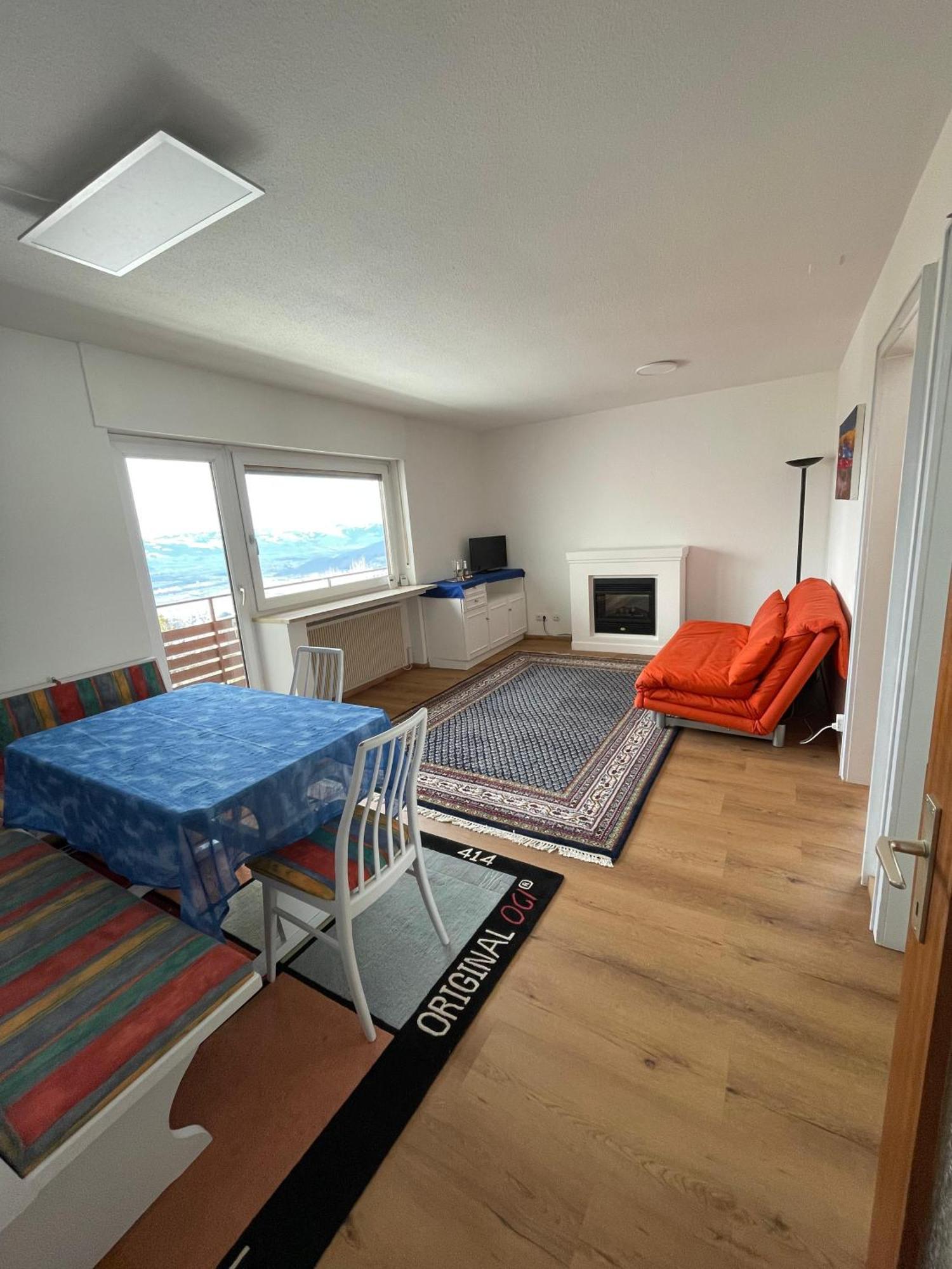 Gemuetliche Wohnung Mit Talblick Batschuns Exterior photo