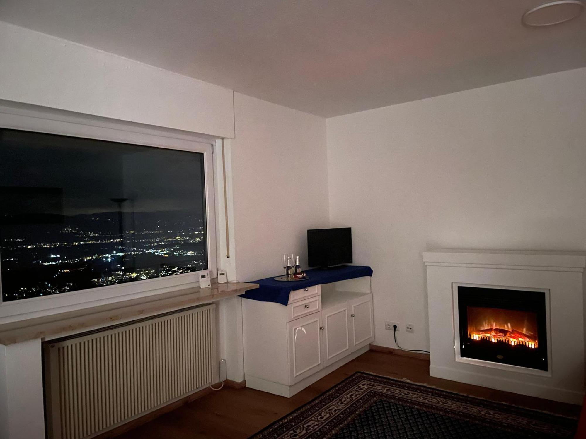 Gemuetliche Wohnung Mit Talblick Batschuns Exterior photo